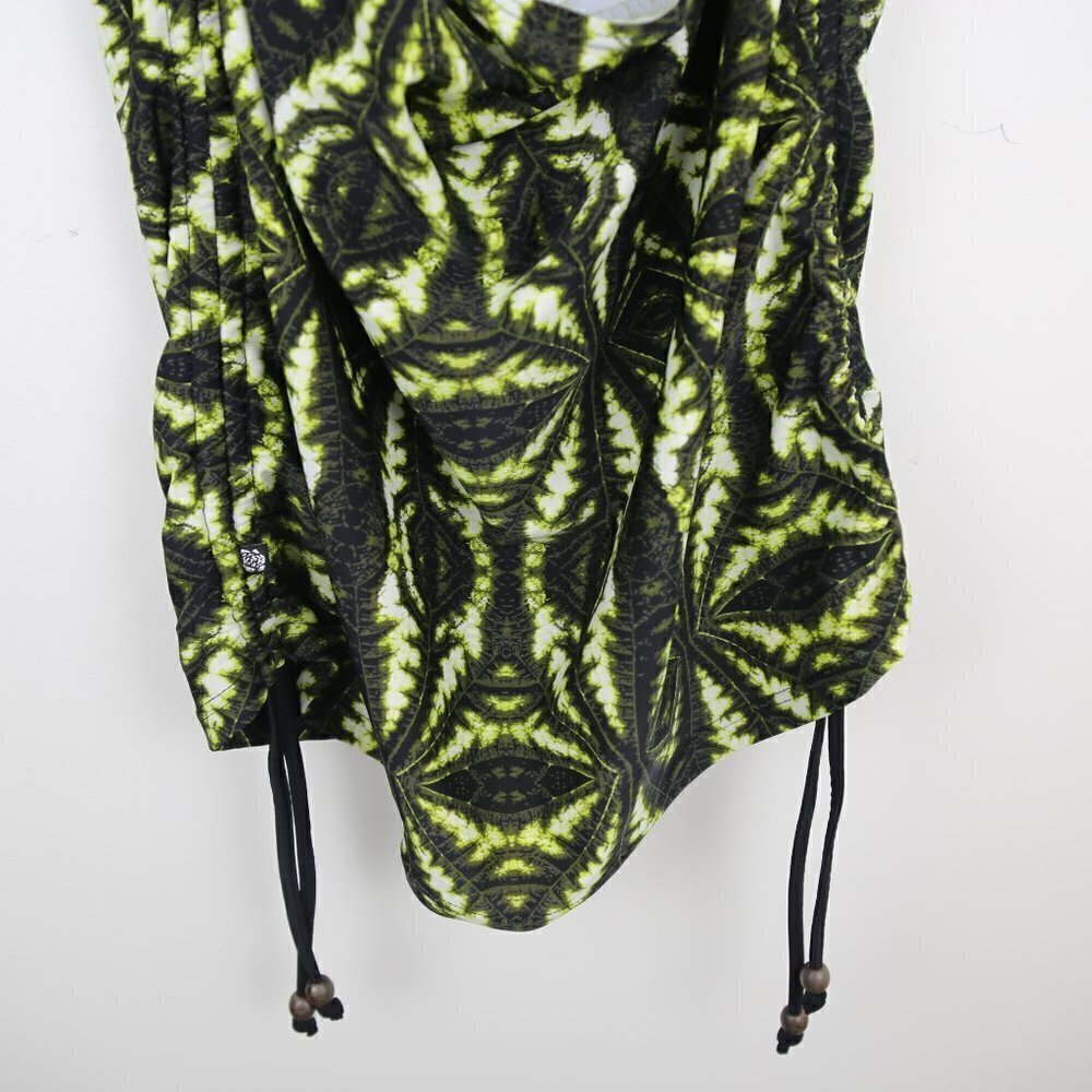 LA VIE EN ROSE Geo Patterned Multicolor Swimsuit Top Size Large - Picture 5 of 9
